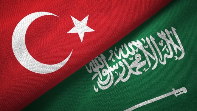 السعودية تمنح الأتراك تأشيرة سياحية عند الوصول